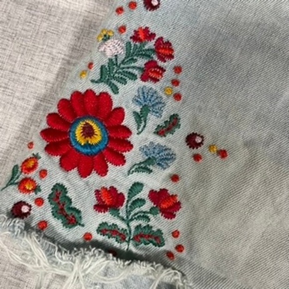 Madewell Embroidered Denim Shorts Women's Floral Perfect Jean Light Wash Size 25 - Picture 3 of 14